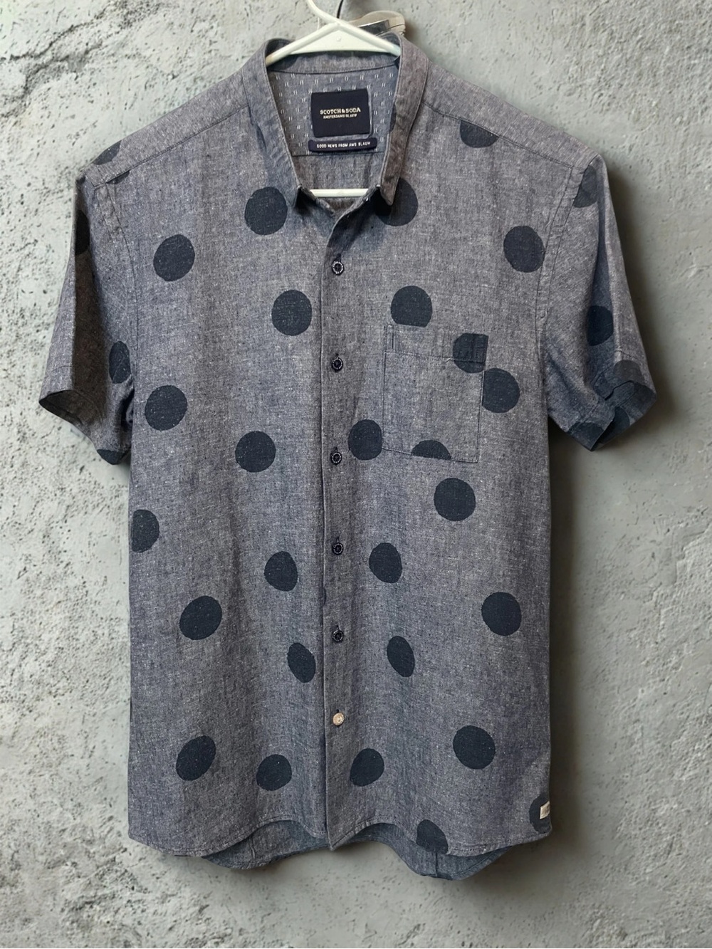 Scotch & Soda Gray Short Sleeve Button-Down with Navy Polka Dots